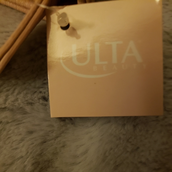 Pink extra large wallet, from ulta - Picture 6 of 6